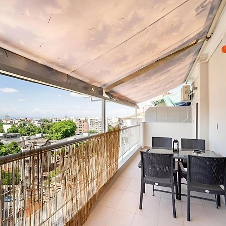 Elegant, Modern & Spacious Apartment In Thessaloniki With Balcony Exteriör bild